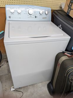 Moving sale - like new Kenmore 4.2 cu ft, high efficiency washer