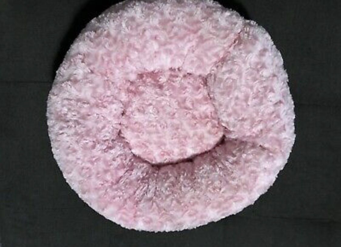Pink Plush Pet Bed