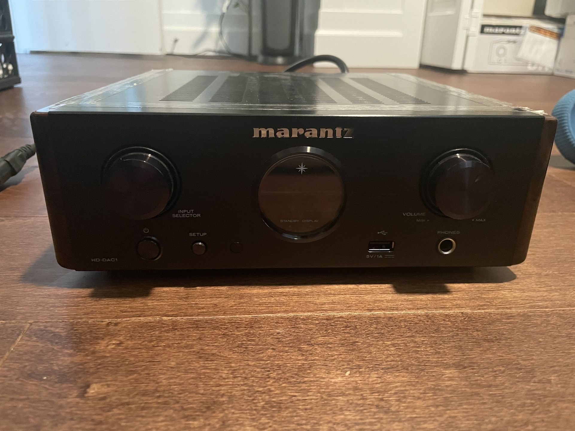 Marantz HD-DAC1 Headphone Amplifier, DAC and Stereo