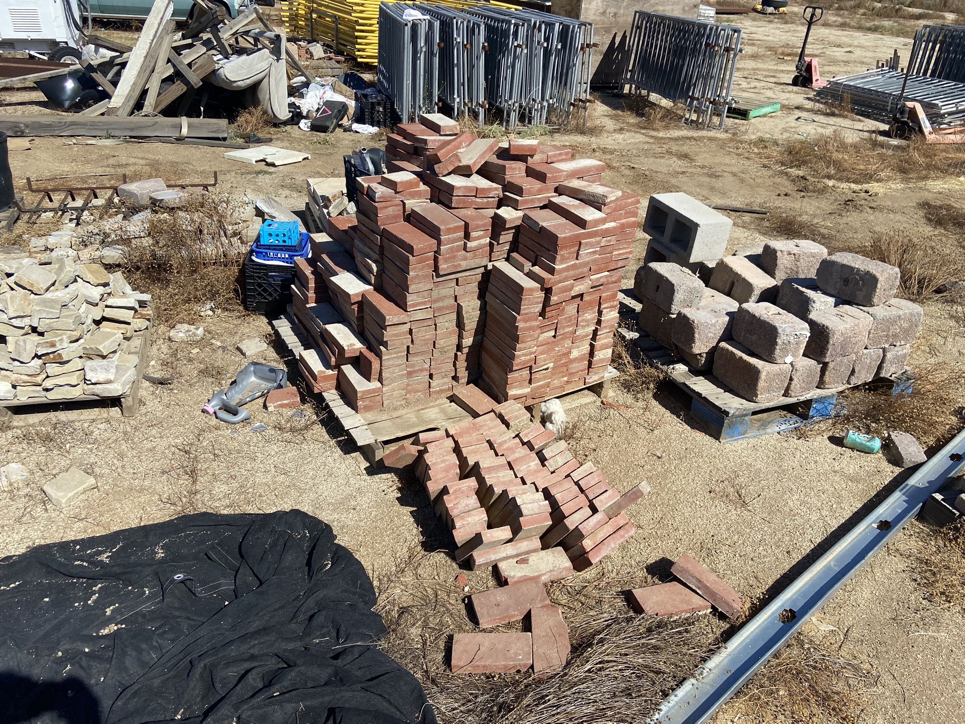Bricks (look In Description) for Sale in Riverside, CA - OfferUp