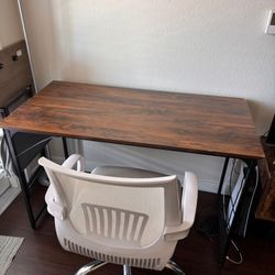 Chair & Table 