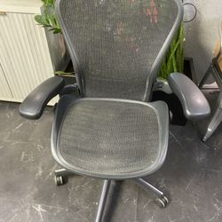 Herman Miller Aeron Chair