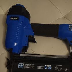 Kobalt Nailer/ Stapler Straight Finish Pneumatic 