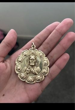 Gold-Tone Sacred Heart of Jesus Medal Pendant