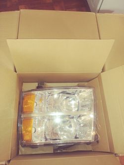 Brand new silerado headlights 2008-2013