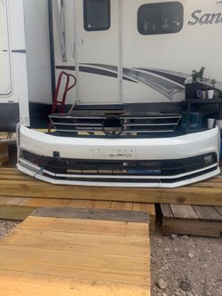 Jetta Volkswagen Front Bumper with Grille