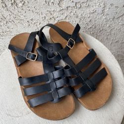 Link Company Black Leather Sandals / Cute Shoe - Toddler Size 13 