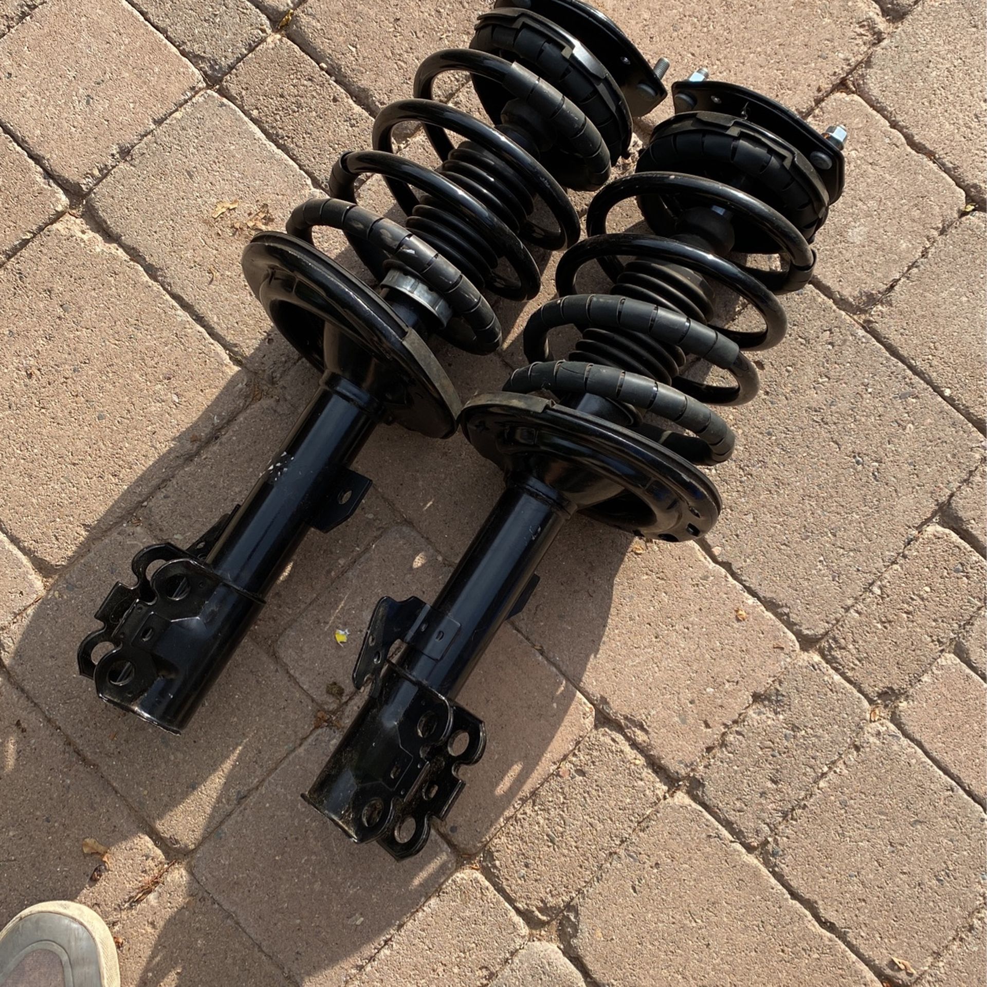 New 2 Complete Front Strut Shocks Toyota Camry 07 - 11