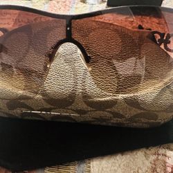 coach women's shield-style sunglasses hc7018 L048