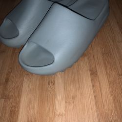Yeezy slides