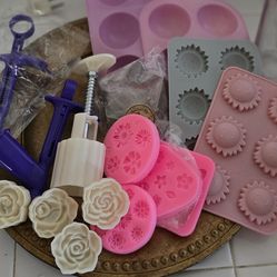 Pastry tool mini lot over $30 all new. Near MLK/CRAIG