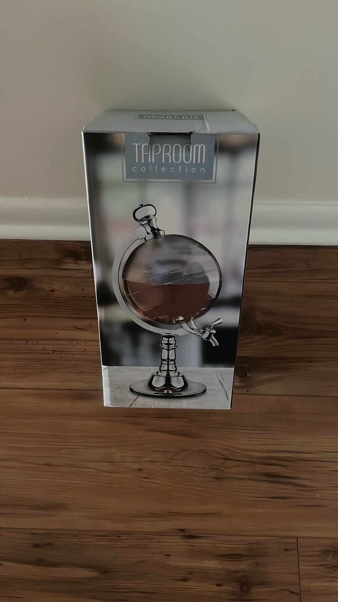 Globe Wine decanter….. Local pick up only