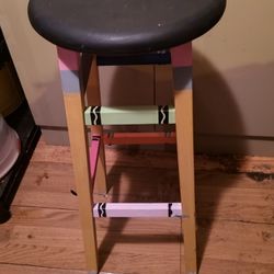 Solid Wooden Bar Stool 