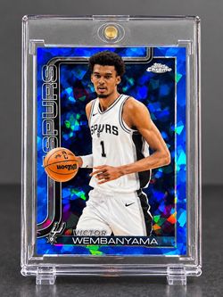 Victor Wembanyama Topps Chrome Sapphire