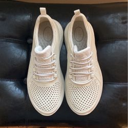 Crocs Slip Ons