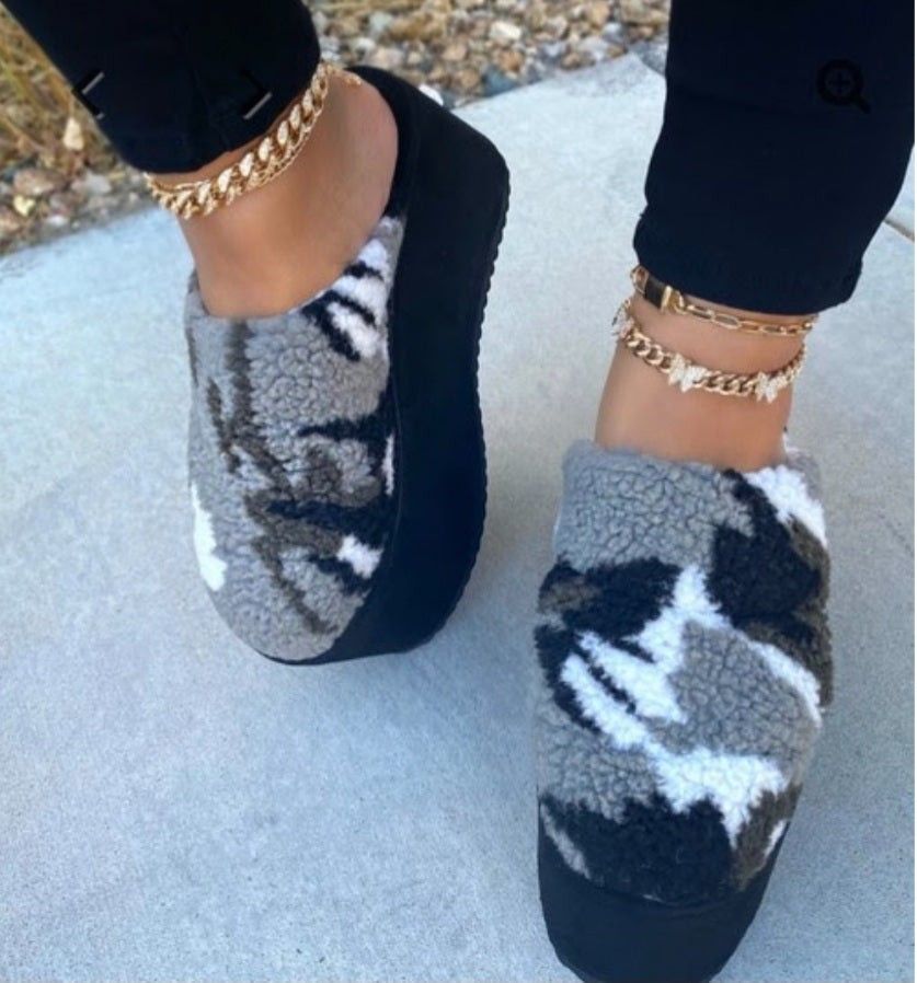 CAMO WEDGES 