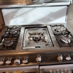 Vintage Gas Stove