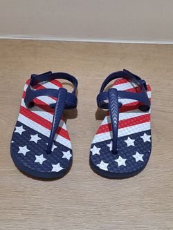 New U.S.A. Flag Baby Flip flops. Size 5/6