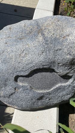 Rock speaker
