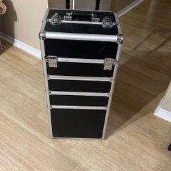 Trolly Makeup/hair/nails