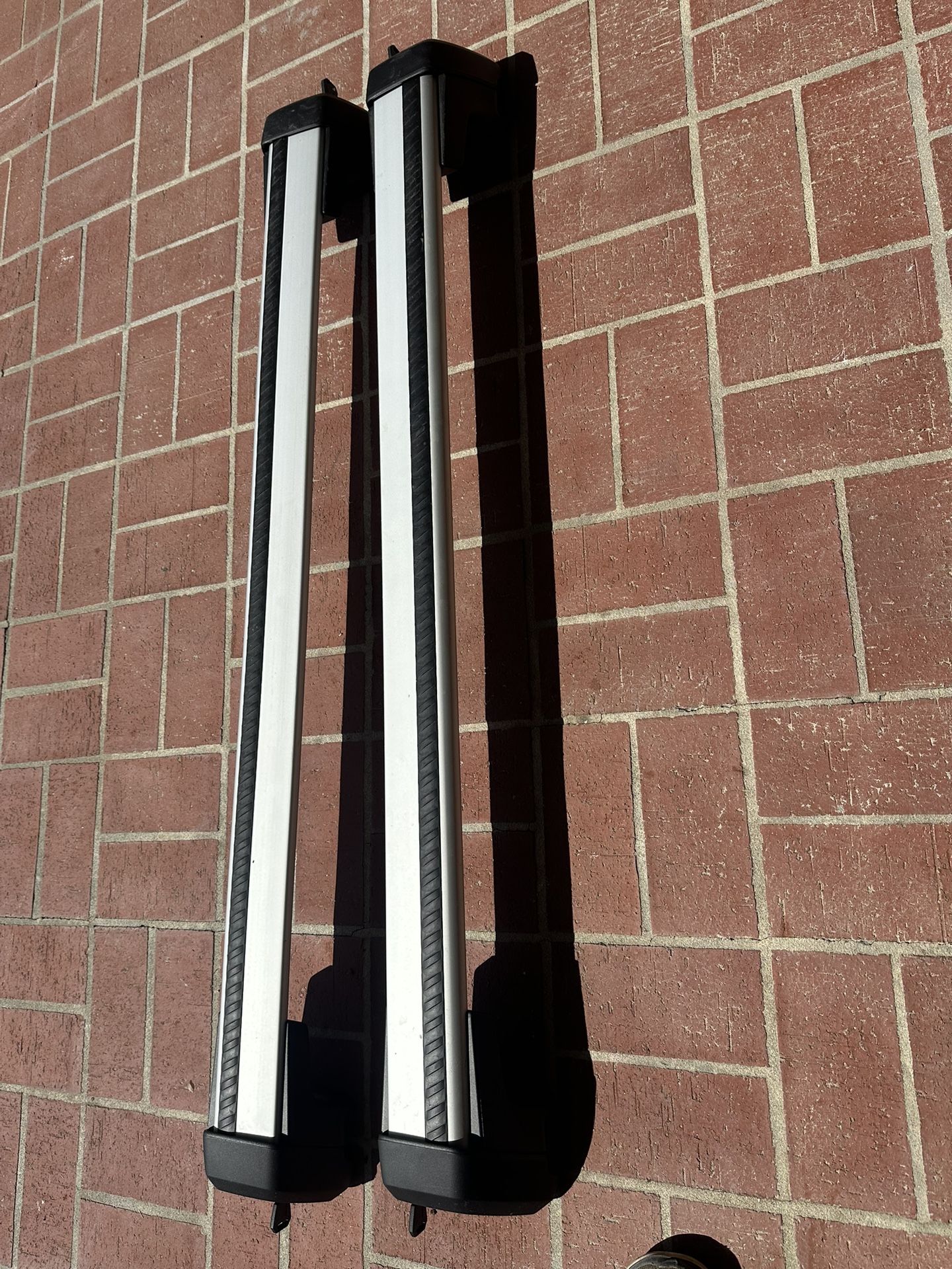 Genuine Volvo XC90 OEM Roof Racks Crossbars Thule Made Aerobars
