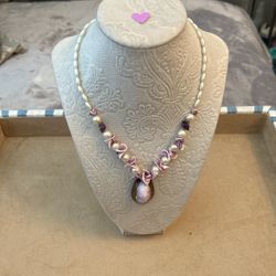 Necklace White And Lilac Shells/ Pearls. Simple And Beautiful