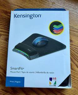 Adjustable Smartfit Mouse Pad - 10.4" X 10.3"
