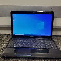 Toshiba 15" Laptop Windows 10
