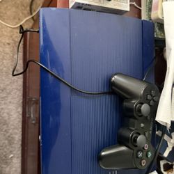 Azurite Blue PS3  with Games 