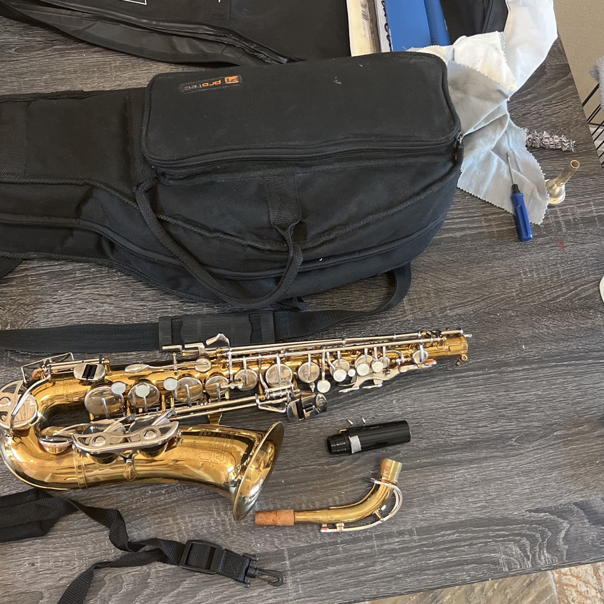 Selmer Bundy II Alto Saxophone