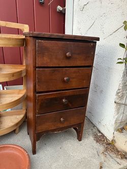 FREE furniture, rug and stuff