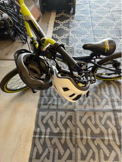 Bicycle (Huffy w/helmets)