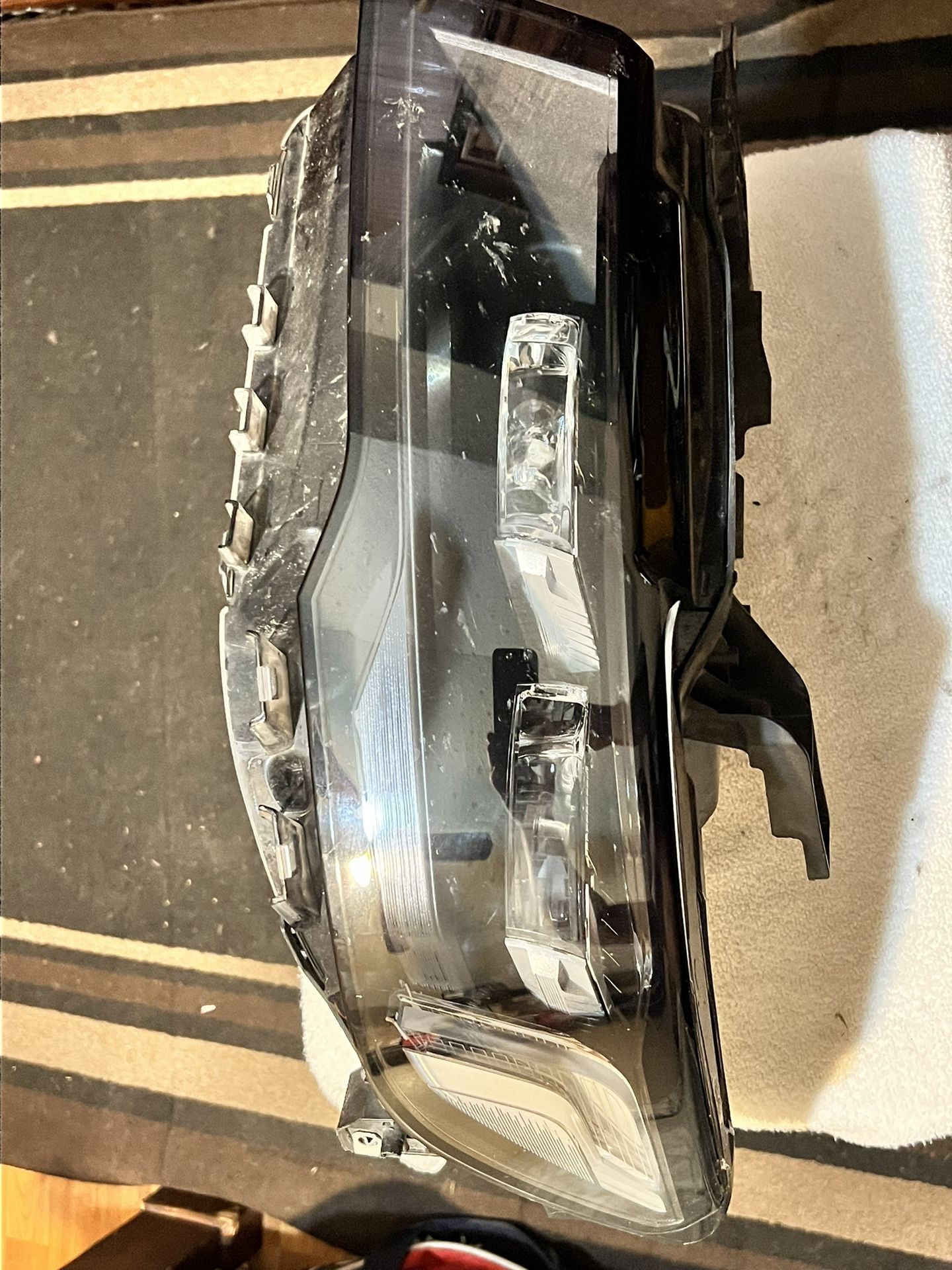 Escalade Headlight Foco 2021-2023