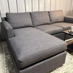 Crate And Barrel Sectional Sofa / Couch 