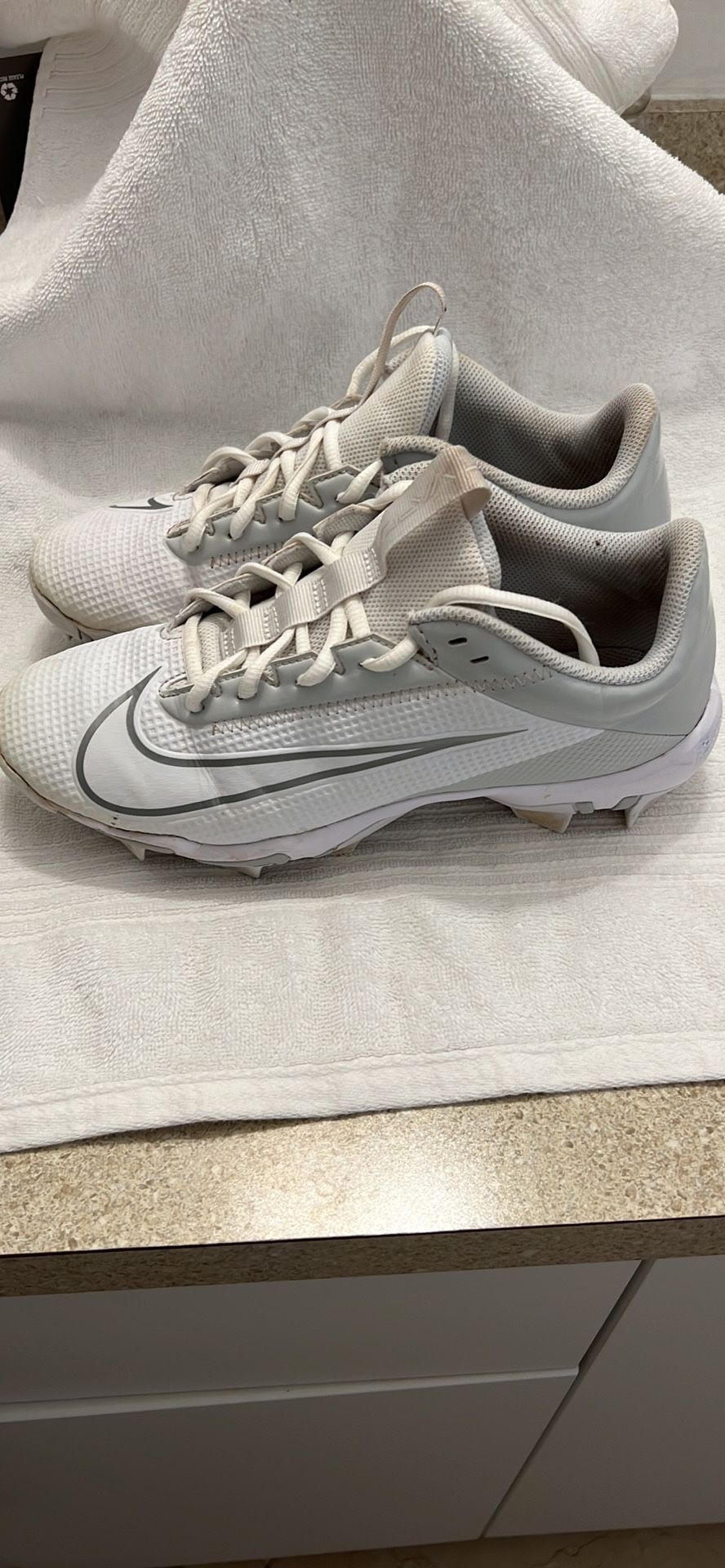 Nike Football Cleats 6Y