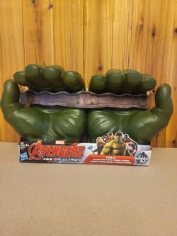 MARVEL Hulk Gamma Grip Fists