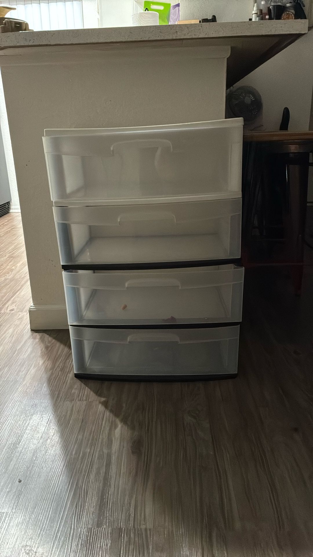 4 Plastic Drawer