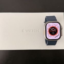 Apple Watch Ultra 2 49mm Titanium, Blue Ocean Band