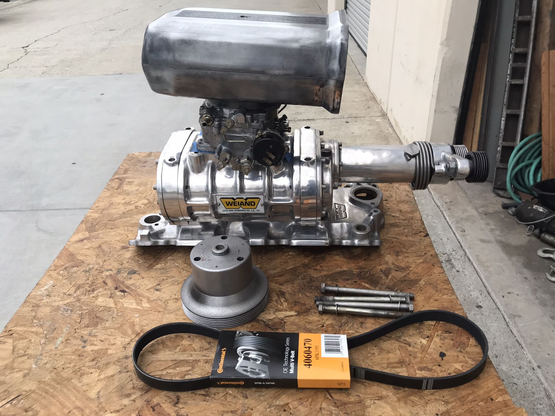 Weiand 142 Polished SBC Blower Supercharger for Sale in Gardena, CA