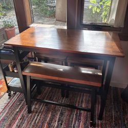 Small dinning Set GREAT CONDITION