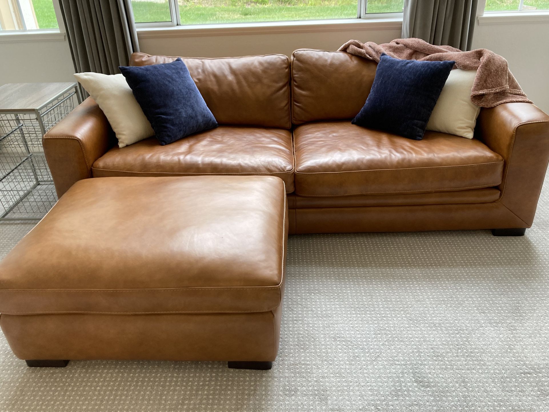 Living Spaces Mason Leather Set Sofa Chair Ottoman