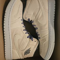 Nike Air Jordan 1 Mid SE Sand Drift Womens Size 9/mens Size 7.5