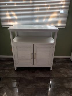 White Cabinet