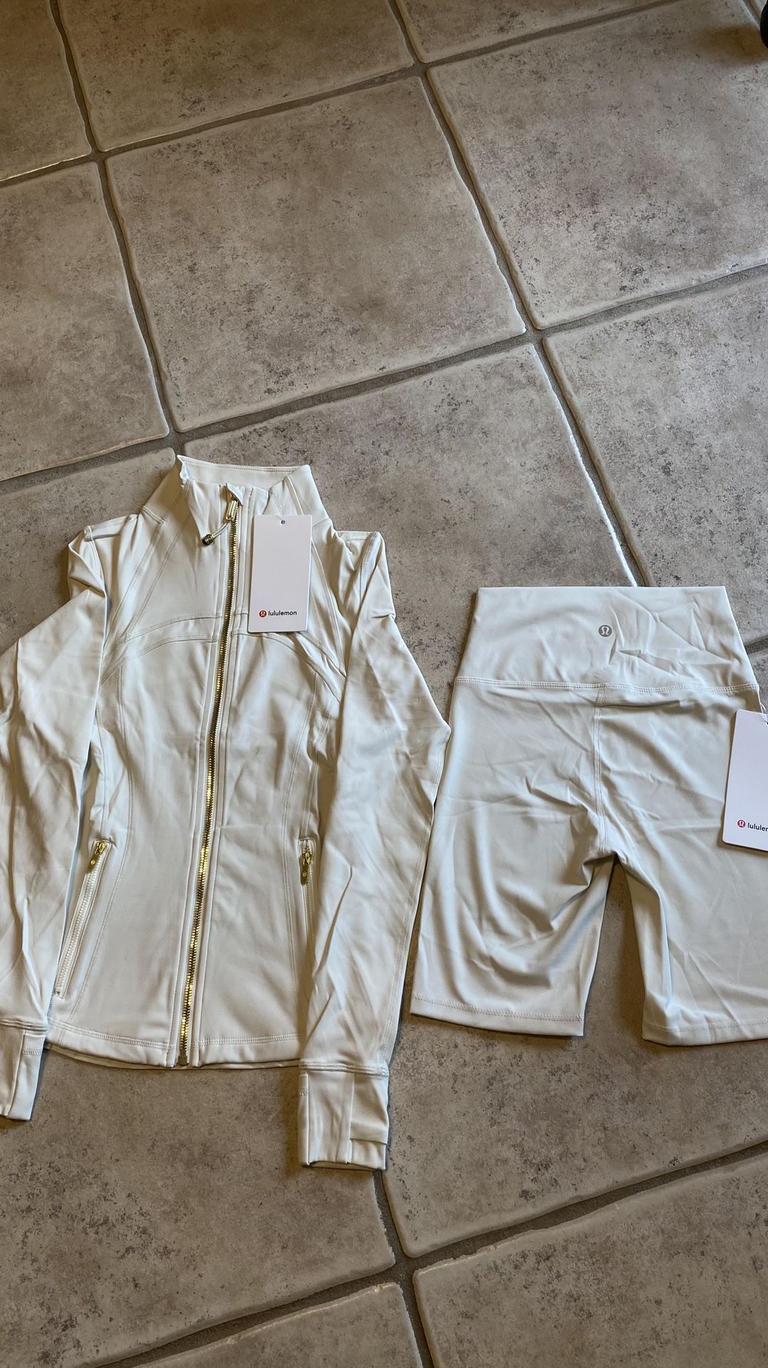 Lululemon Ivory Gold Set