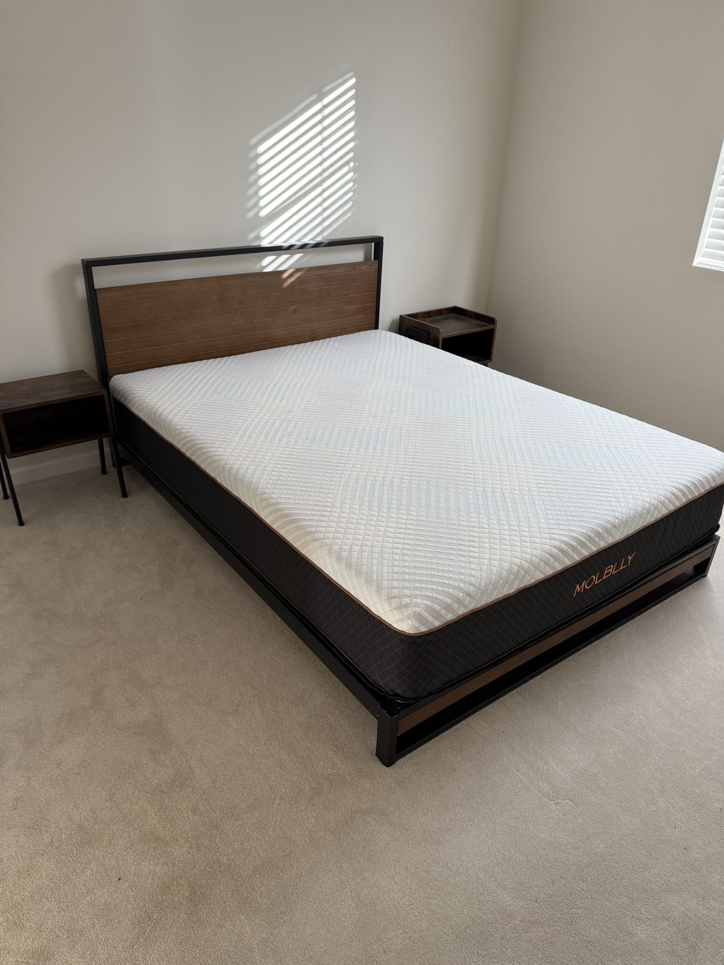 Queen Bed +Mattress+ Frame + Night stands