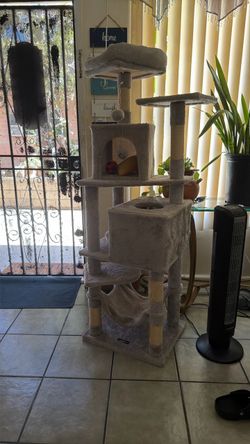 Cat tree