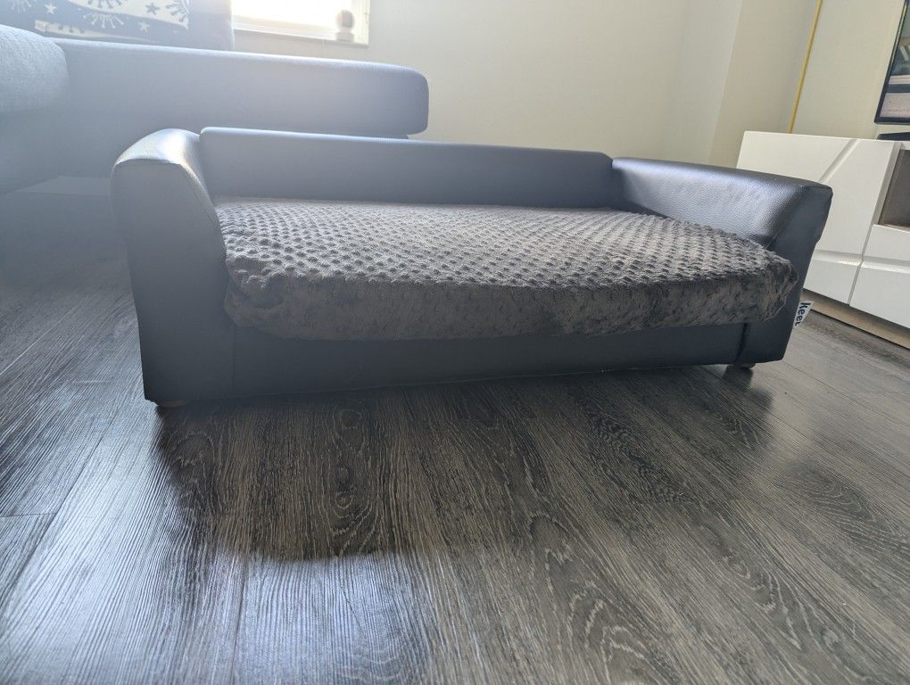 Large Dog Bed/Couch