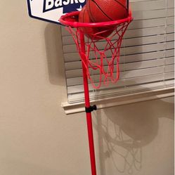 Kids Basketball Hoop With Two Balls