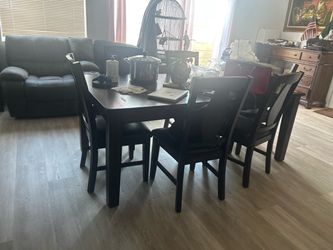 Dining room 6 chairs
