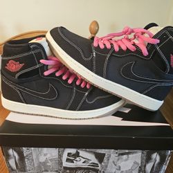 AIR JORDAN 1

RETRO HIGH OG FC

Size: 10.5 Brand New